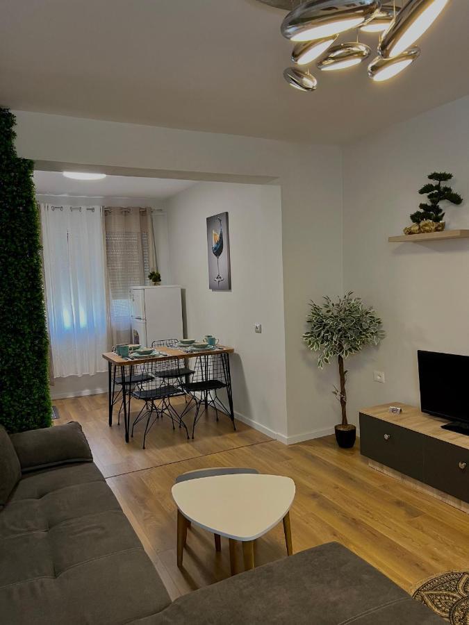 Pine Apartment Tirana Zewnętrze zdjęcie