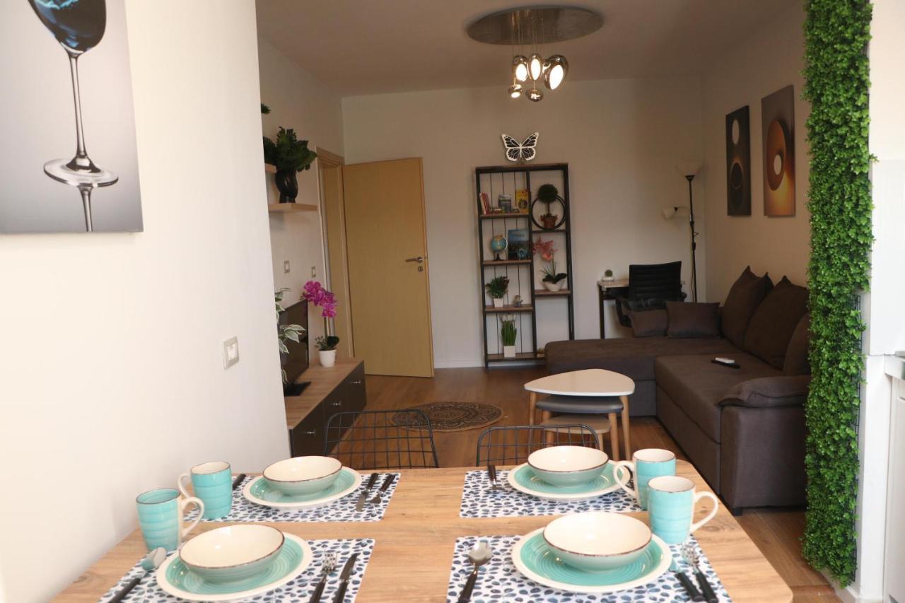 Pine Apartment Tirana Zewnętrze zdjęcie