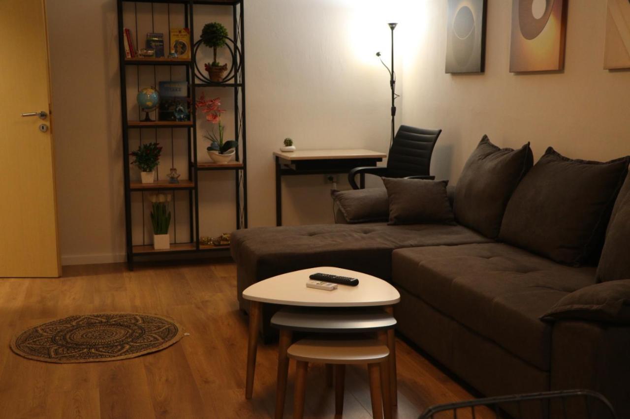 Pine Apartment Tirana Zewnętrze zdjęcie